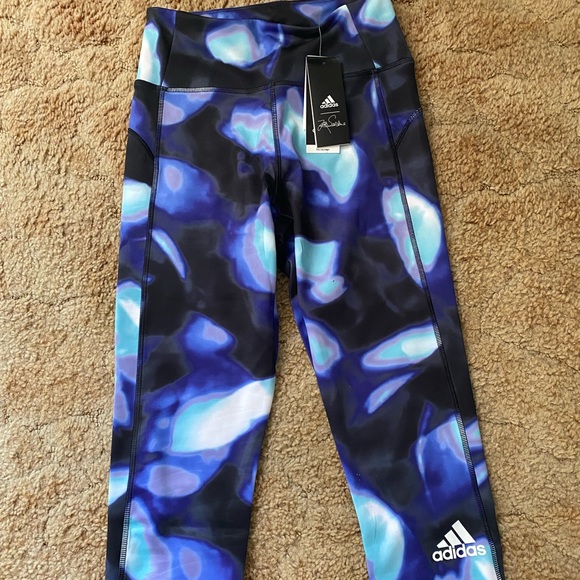 Zoe Saldana adidas leggings - Picture 2 of 4